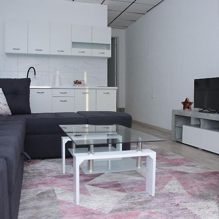 Apartmani Golub Лівно Екстер'єр фото
