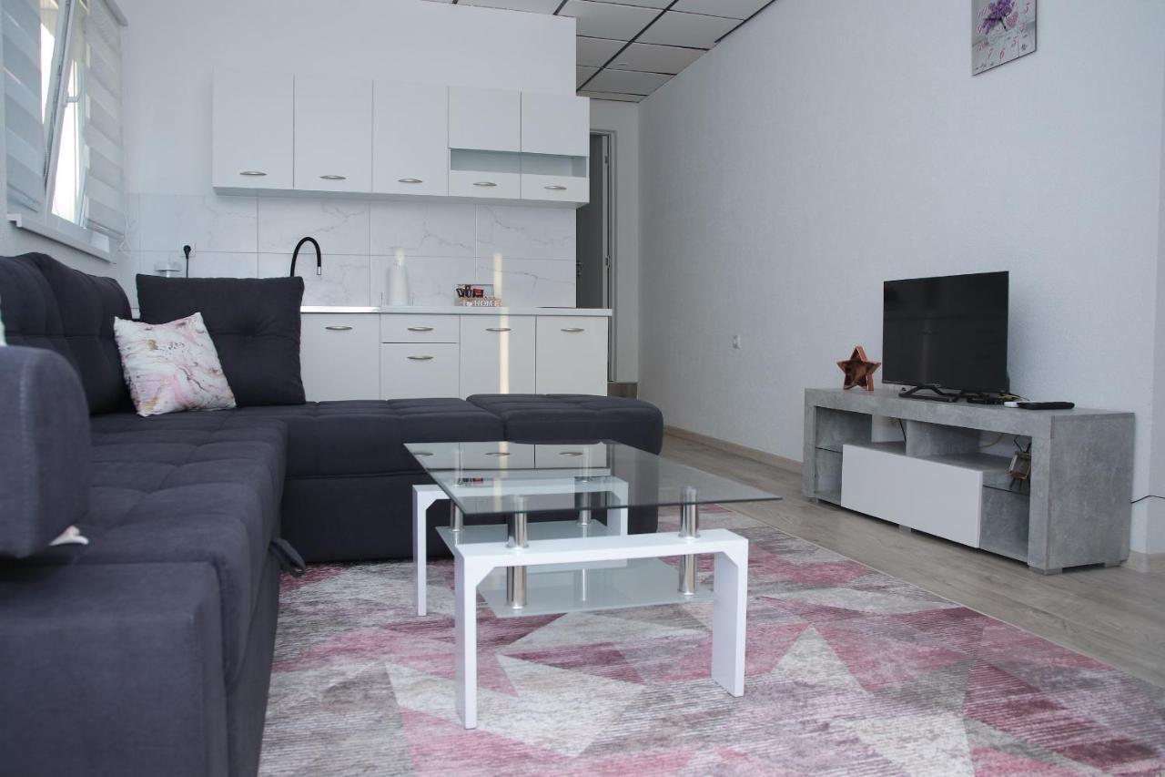 Apartmani Golub Лівно Екстер'єр фото