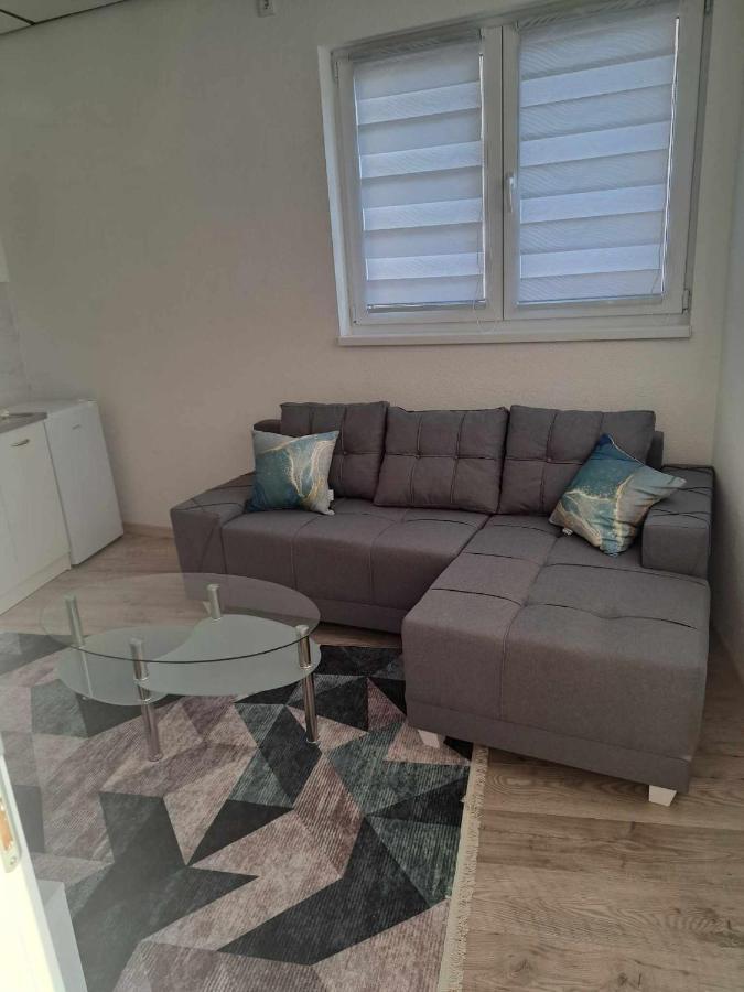 Apartmani Golub Лівно Екстер'єр фото