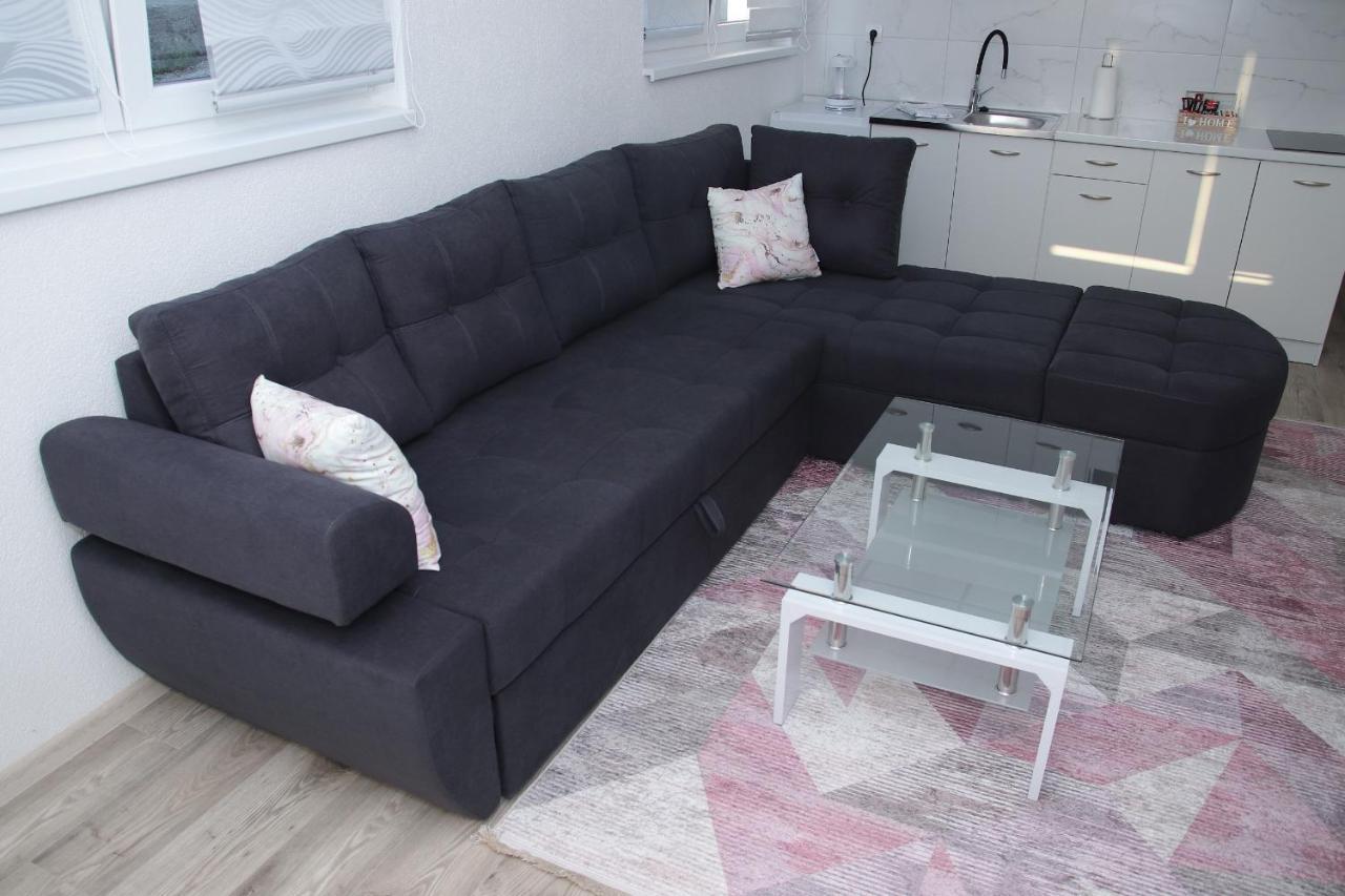 Apartmani Golub Лівно Екстер'єр фото
