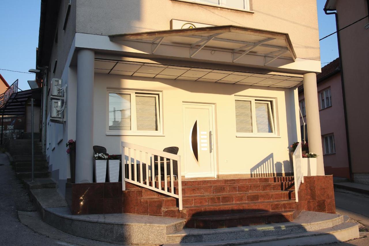 Apartmani Golub Лівно Екстер'єр фото